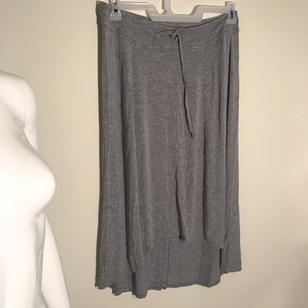 Athleta high/low drawstring gray skirt size L